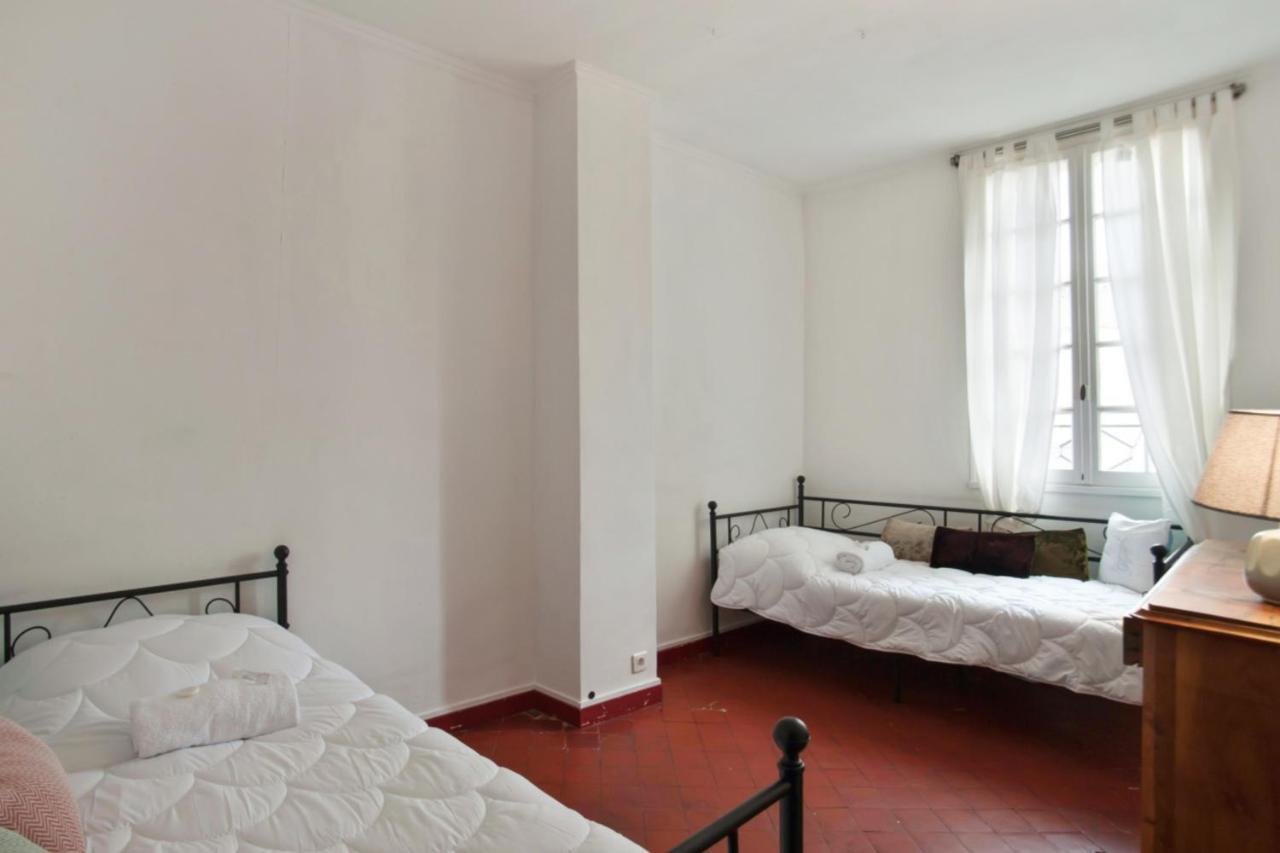 Charming And Large Duplex Flat With Beautiful Terrace In Avignon Appartamento Esterno foto