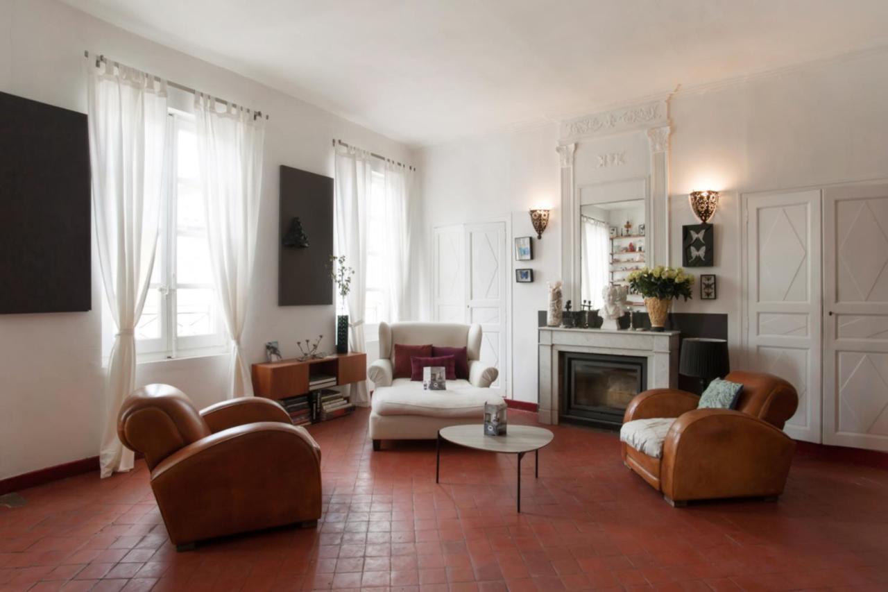 Charming And Large Duplex Flat With Beautiful Terrace In Avignon Appartamento Esterno foto